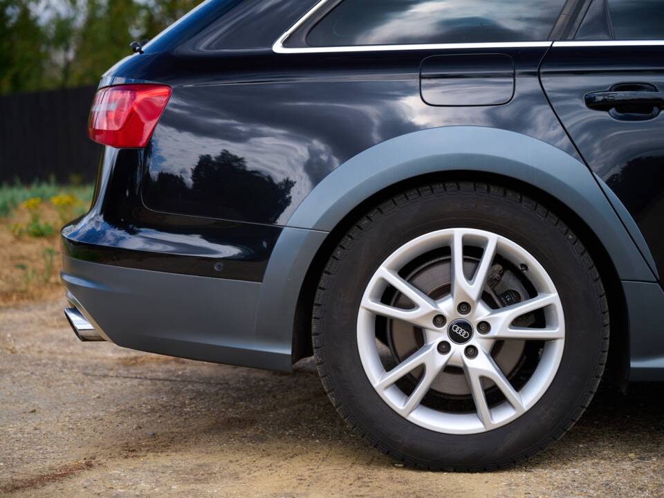 Bild 38/50 von Audi A6 3.0 TFSI allroad quattro (2012)