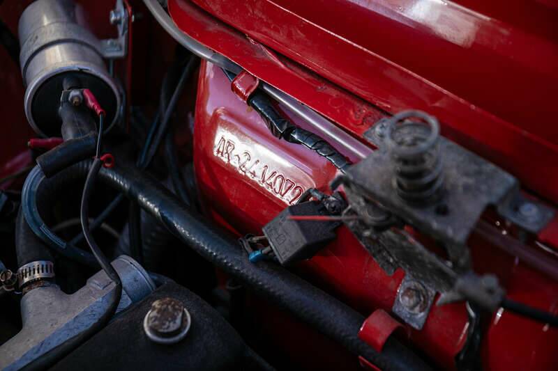 Image 21/45 of Alfa Romeo 2000 GT Veloce (1975)