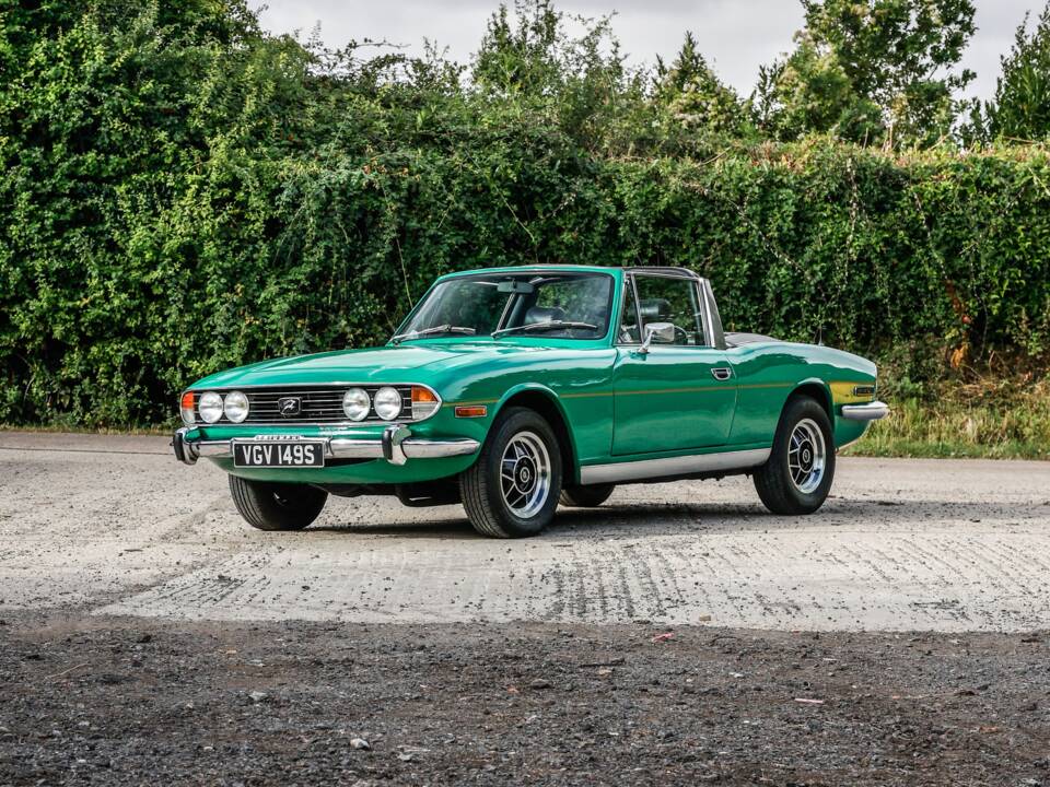 Image 17/38 of Triumph Stag (1977)