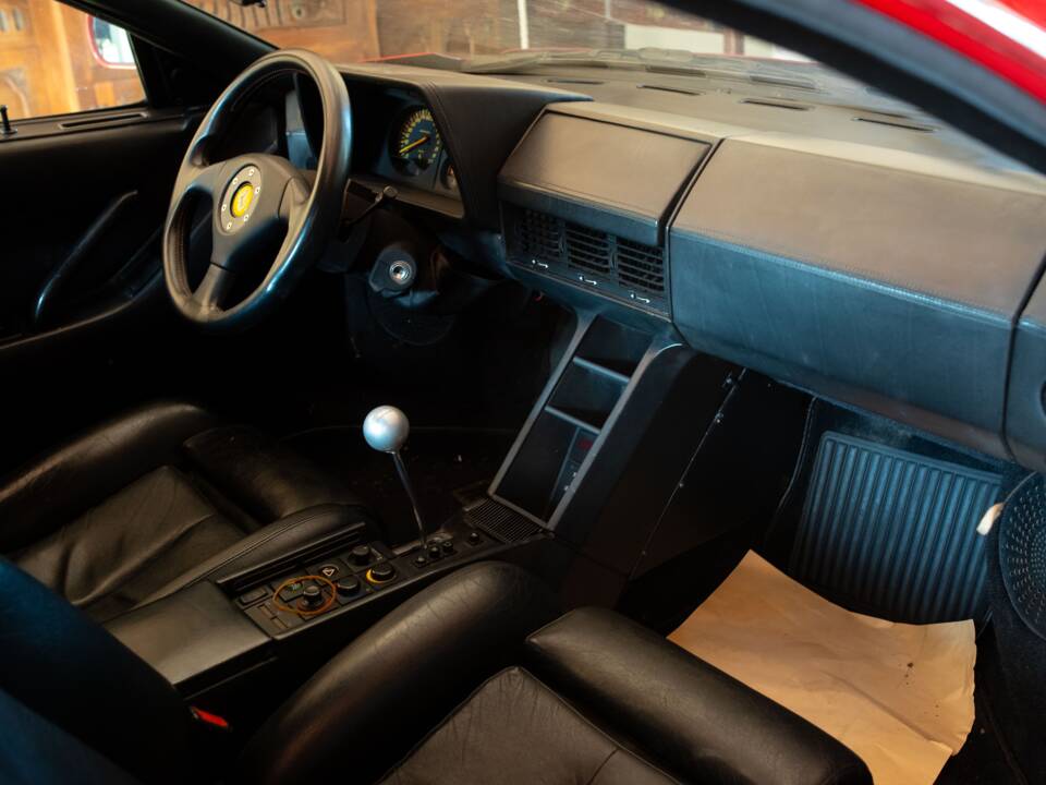 Bild 34/50 von Ferrari Testarossa (1986)