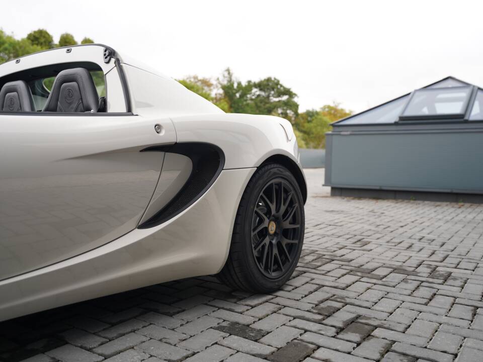 Image 50/50 of Lotus Elise Sport 220 (2016)