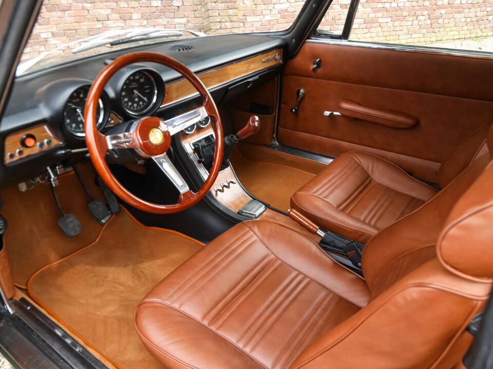 Bild 49/50 von Alfa Romeo 1750 GT Veloce (1971)