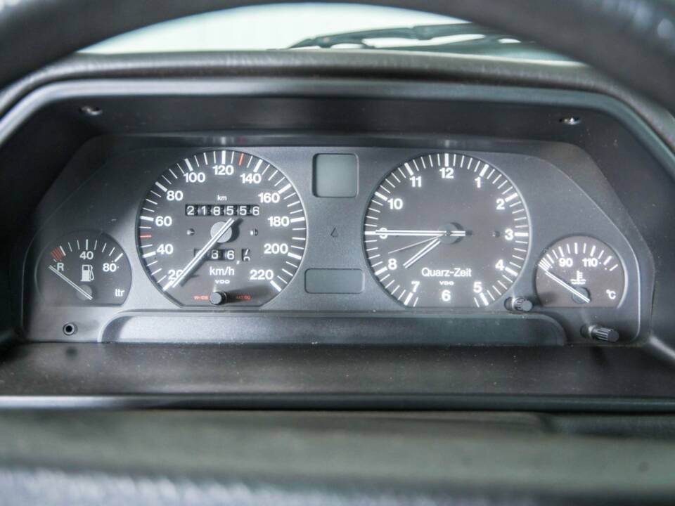 Image 15/41 of Audi 100 - 2.0 TD (1986)