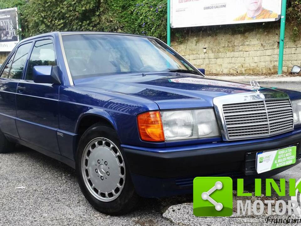 Image 2/10 of Mercedes-Benz 190 E 2.3 (1992)