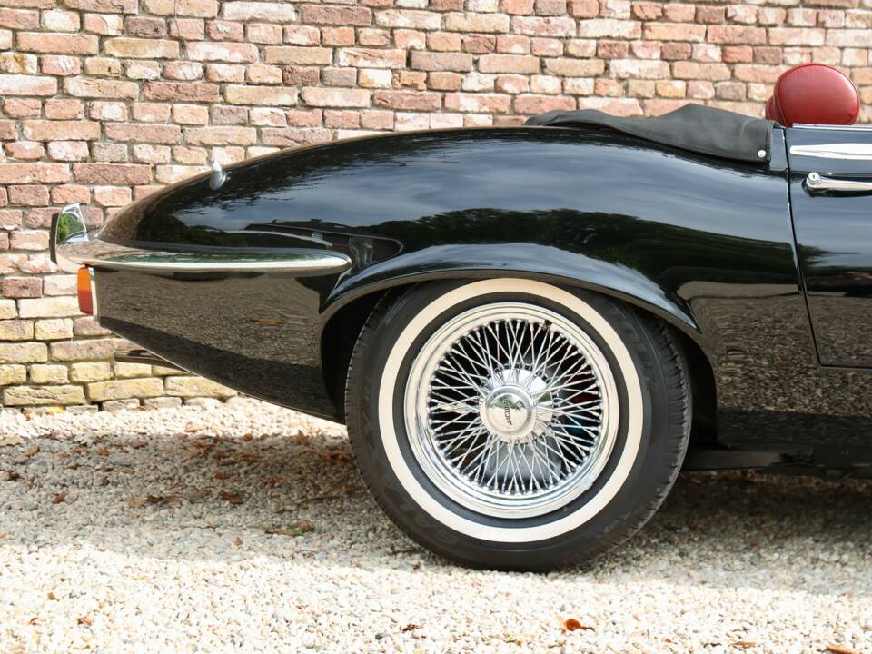 Afbeelding 19/50 van Jaguar E-Type V12 (1974)