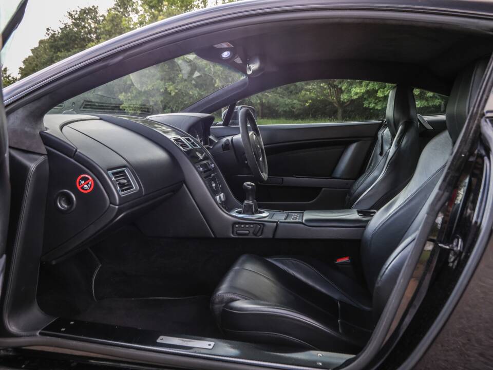 Image 29/30 de Aston Martin V8 Vantage (2007)