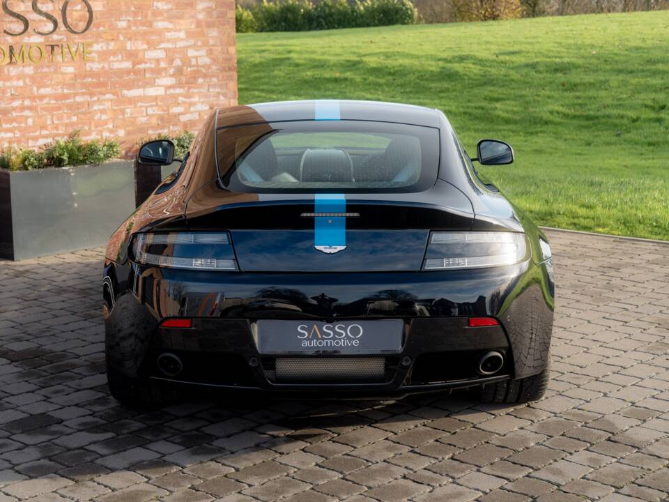 Bild 36/77 von Aston Martin V12 Vantage AMR (2018)