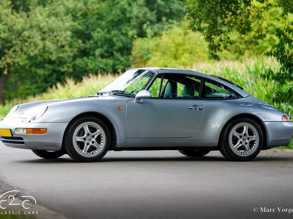 Image 29/63 of Porsche 911 Carrera (1996)