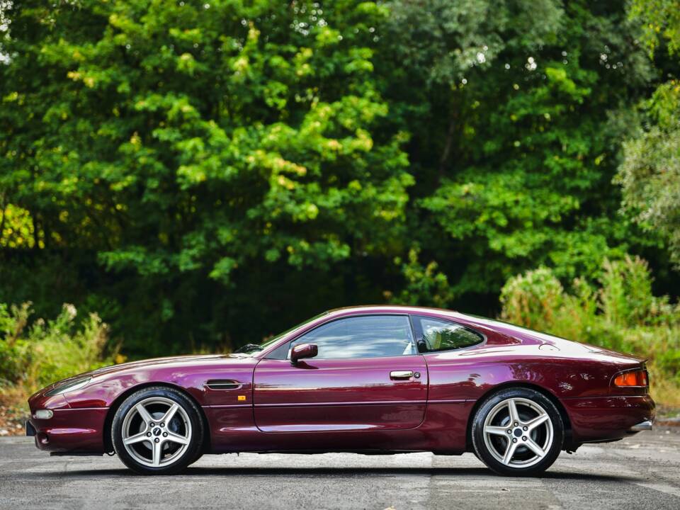 Obraz 40/50 pojazdu Aston Martin DB 7 (1997)