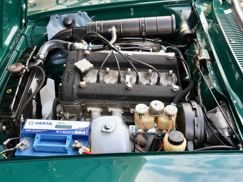 Immagine 17/50 di Alfa Romeo 2000 GTV (1973)
