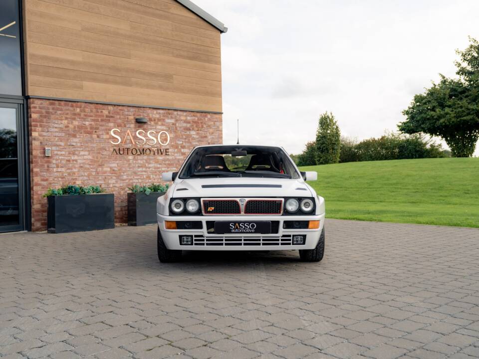 Imagen 4/96 de Lancia Delta HF Integrale Evoluzione I "Martini 5" (1992)