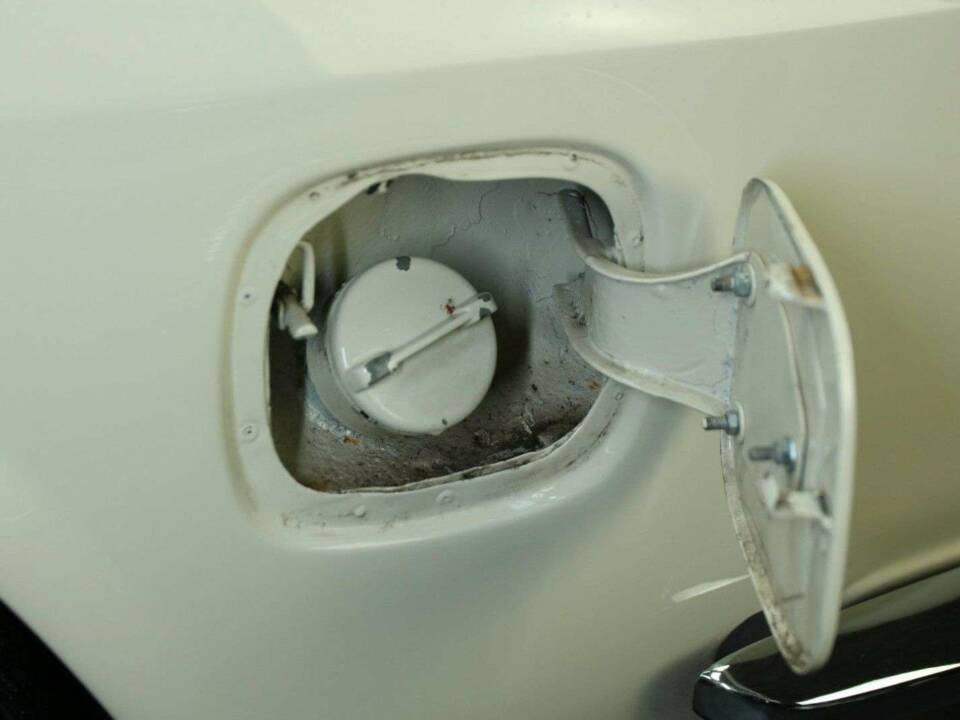 Image 47/50 of Jensen Interceptor  MK III (1974)