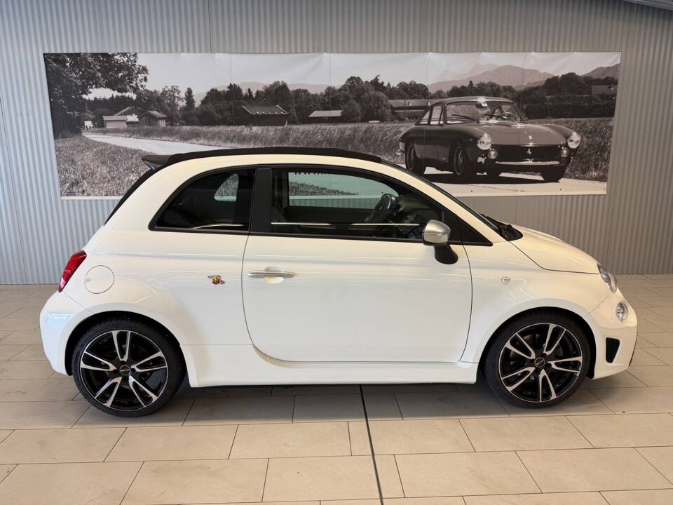 Bild 2/18 von Abarth 595 C Turismo (2023)