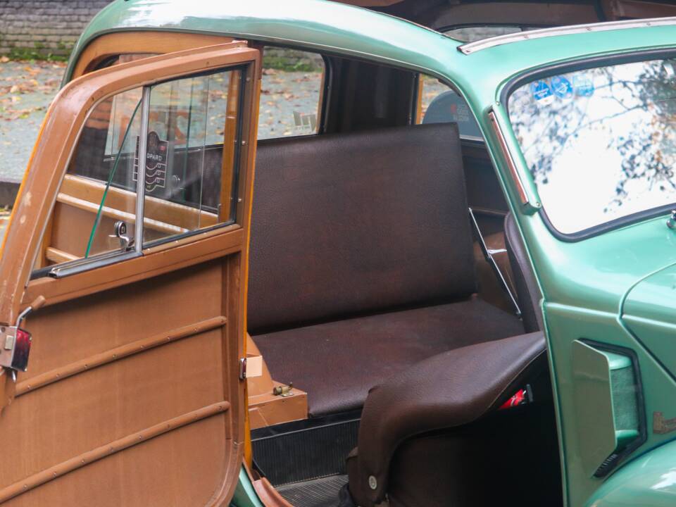 Image 35/51 de FIAT 500 C Giardiniera (1951)