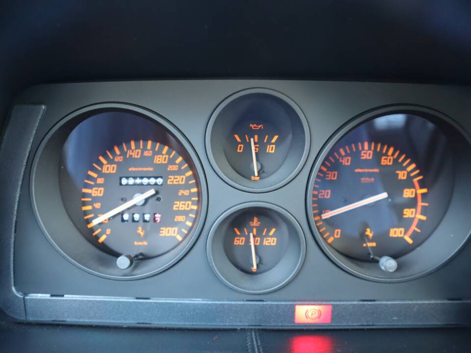 Afbeelding 17/23 van Ferrari 348 TB (1990)