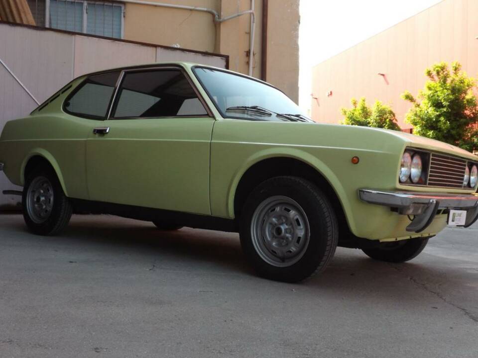 Image 2/50 of FIAT 128 Sport Coupe (1974)