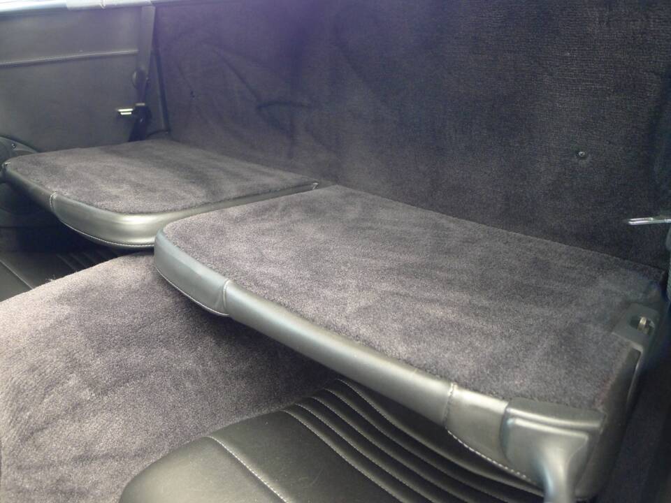Image 36/41 of Porsche 911 Carrera 4S (2004)