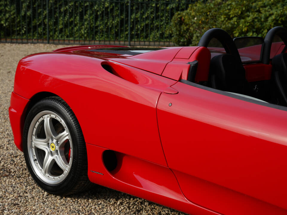 Image 26/50 of Ferrari 360 Spider (2003)