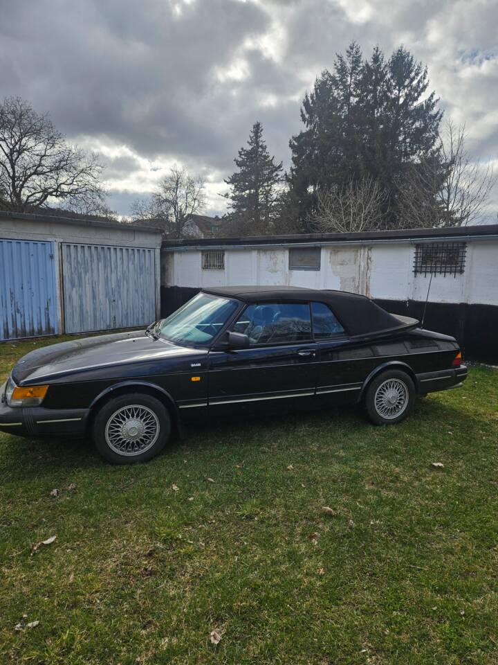 Bild 3/10 von Saab 900 2.0i 16V (1990)