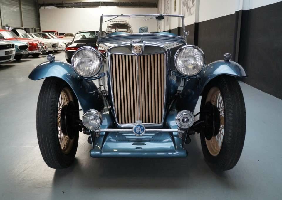 Image 38/50 of MG TC (1948)