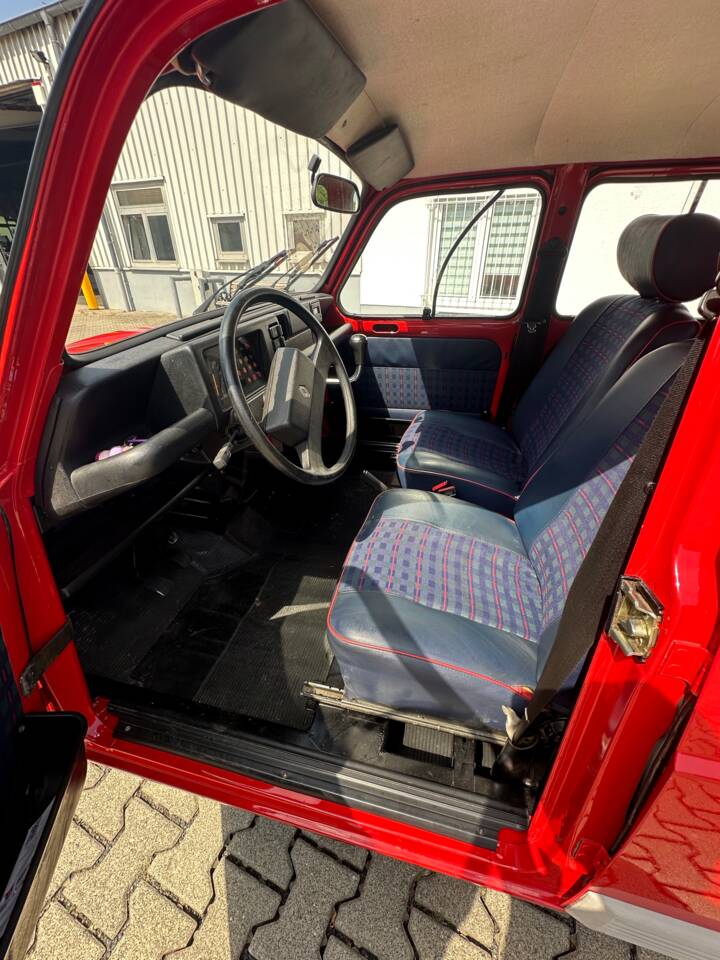 Image 6/10 of Renault R 4 GTL (1987)