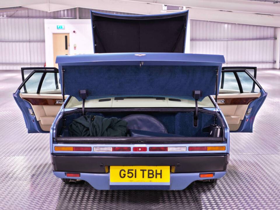 Imagen 16/50 de Aston Martin Lagonda (1989)