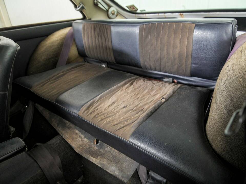 Afbeelding 36/50 van MG MGB GT (1972)