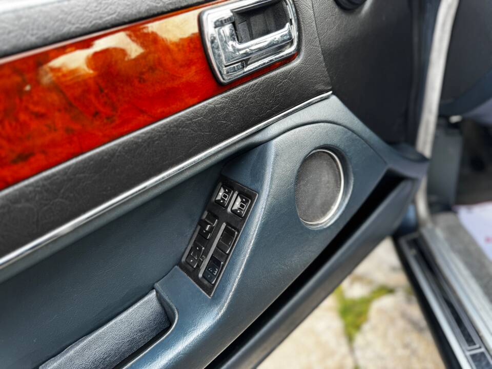 Imagen 19/33 de Jaguar XJ6 3.2 (1990)