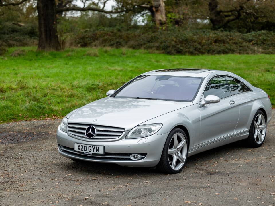 Bild 34/50 von Mercedes-Benz CL 500 (2009)