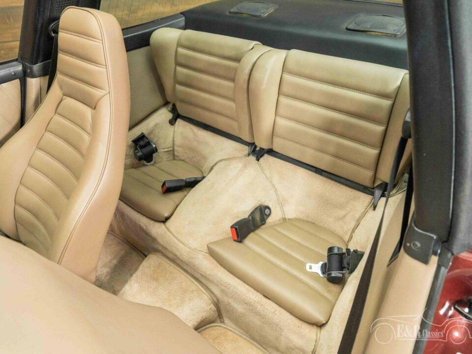 Image 7/19 of Porsche 911 Carrera 3.2 (1984)