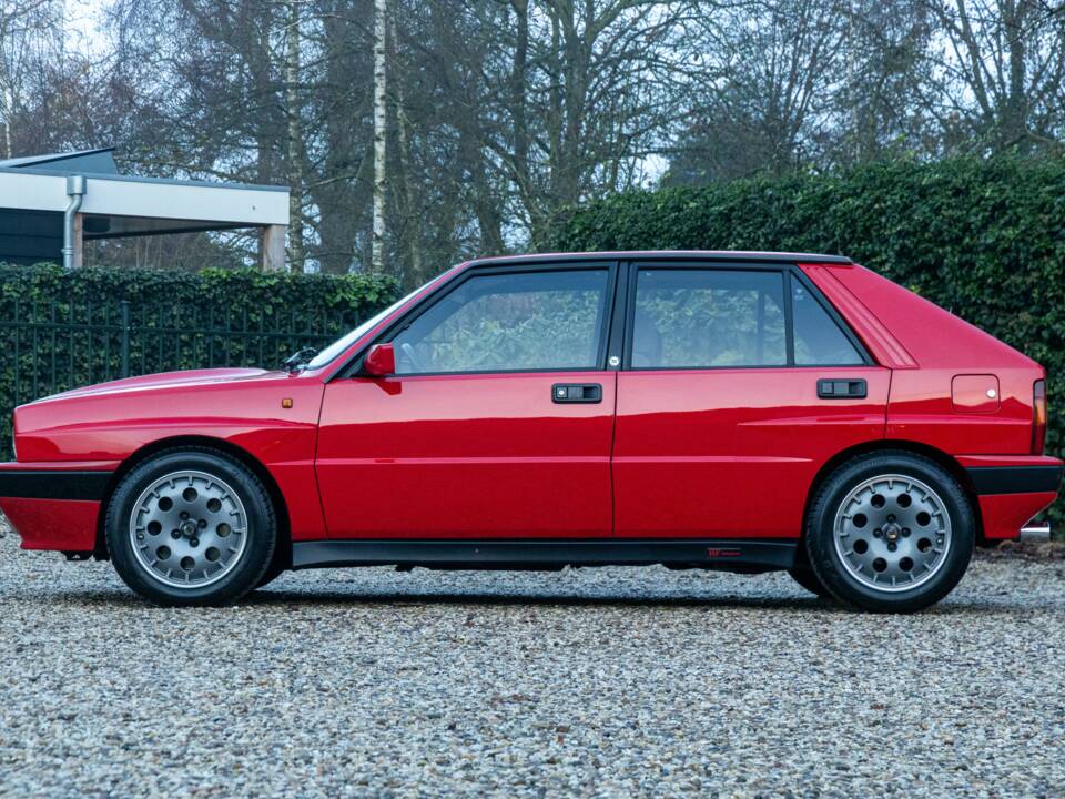 Imagen 48/50 de Lancia Delta HF Integrale Evoluzione I (1991)