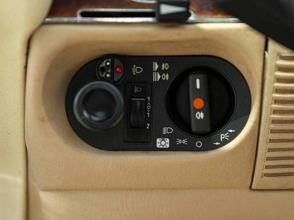 Image 50/50 of Mercedes-Benz 300 SL (1986)