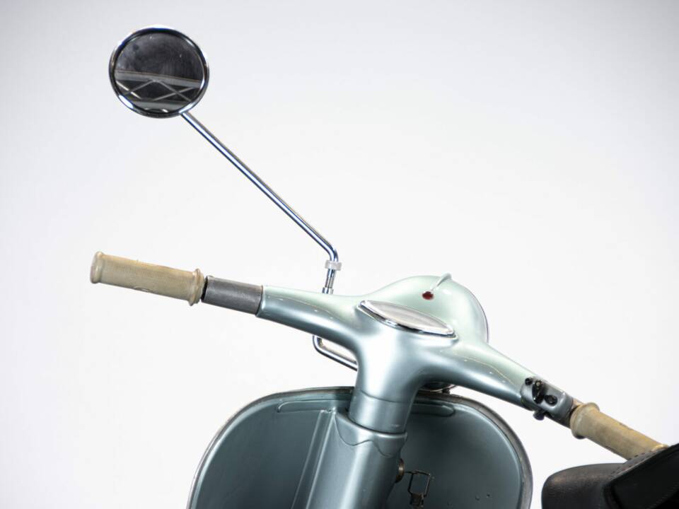 Bild 18/35 von Piaggio Vespa 150 (1960)