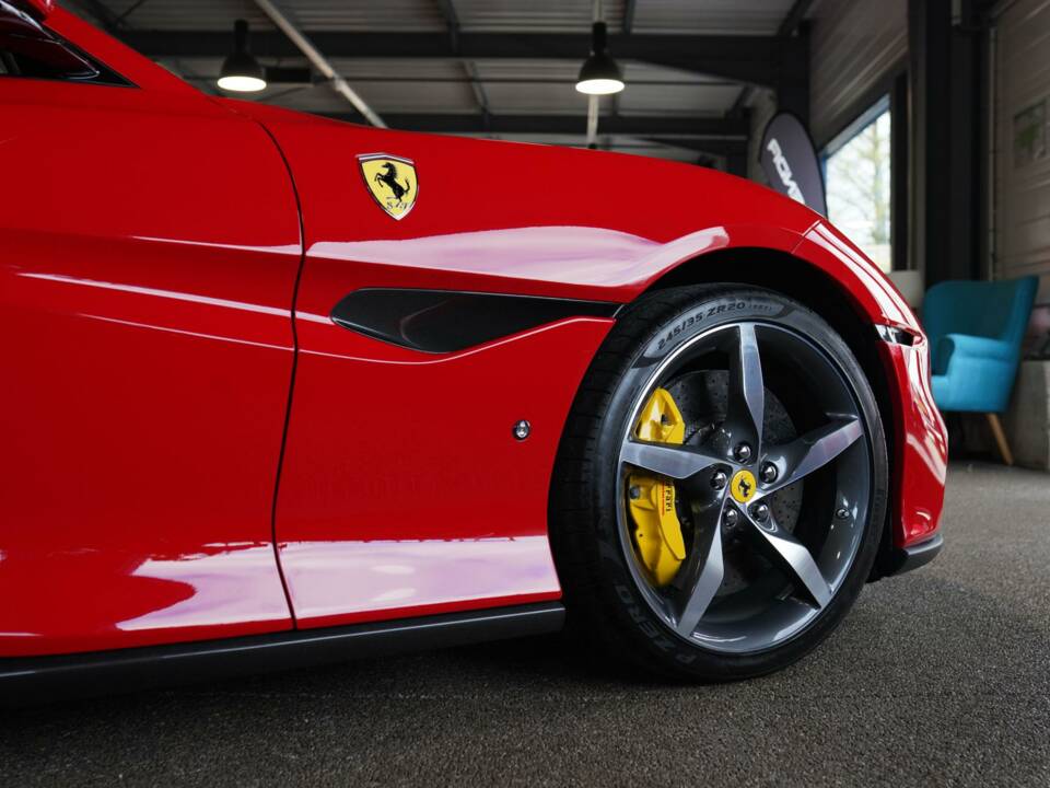 Imagen 12/50 de Ferrari Portofino M (2022)