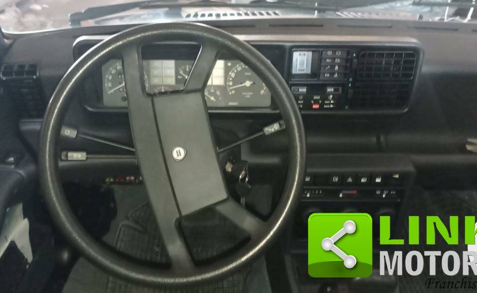 Bild 6/10 von Lancia Prisma 1.5 LX (1988)