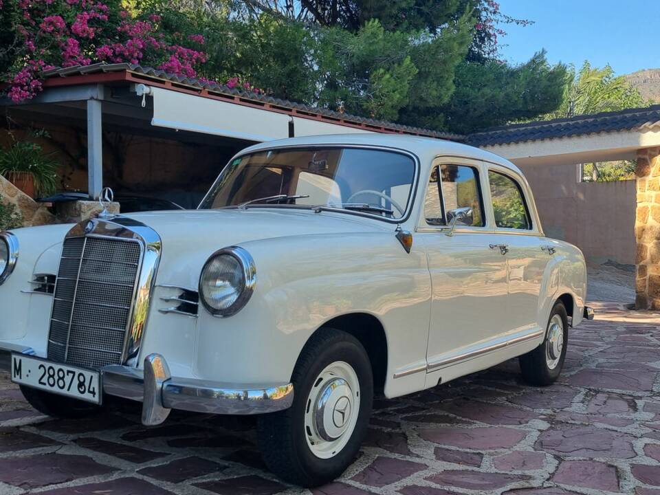 Bild 4/8 von Mercedes-Benz 190 b (1961)