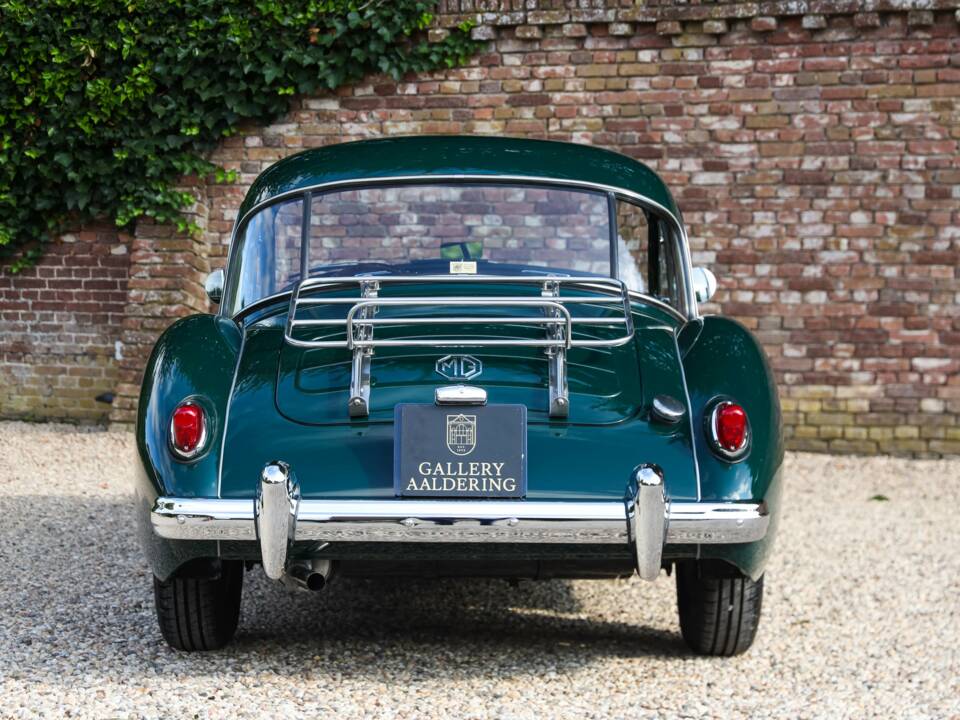 Image 6/50 de MG MGA 1500 (1958)