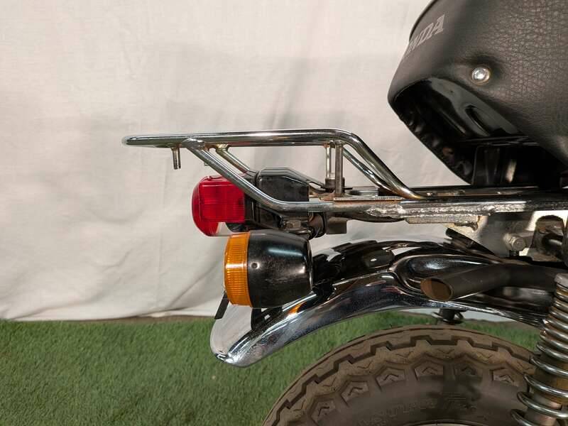 Bild 26/28 von Honda DUMMY (1985)