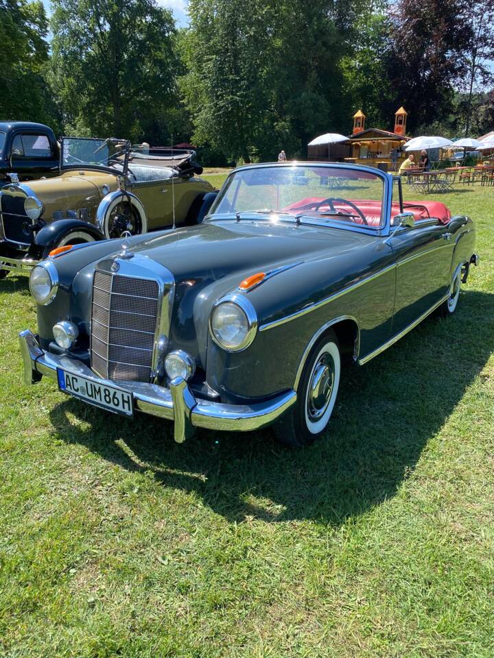 Bild 26/73 von Mercedes-Benz 220 S Cabriolet (1957)