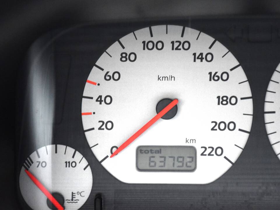 Image 27/41 de Volkswagen Golf III 2.0 GTI &quot;Edition&quot; (1997)