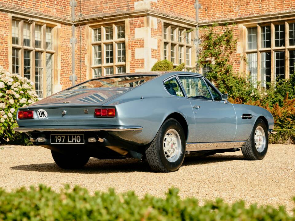 Image 5/16 de Aston Martin DBS V8 (1970)