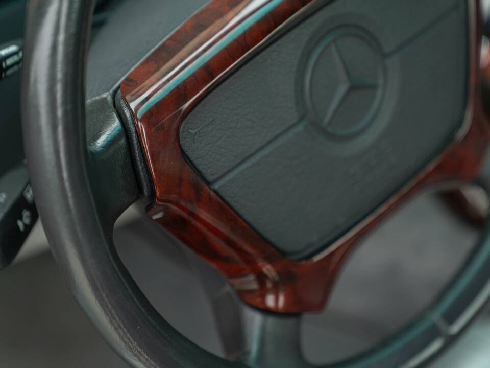 Image 42/50 de Mercedes-Benz SL 320 (1995)