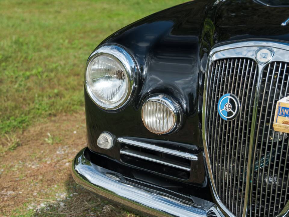 Image 4/97 of Lancia Aurelia B20 GT 2500 (1957)