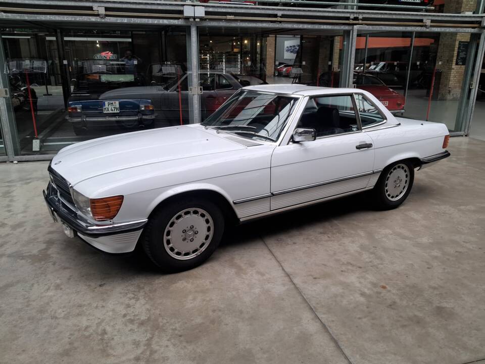 Bild 6/24 von Mercedes-Benz 420 SL (1986)