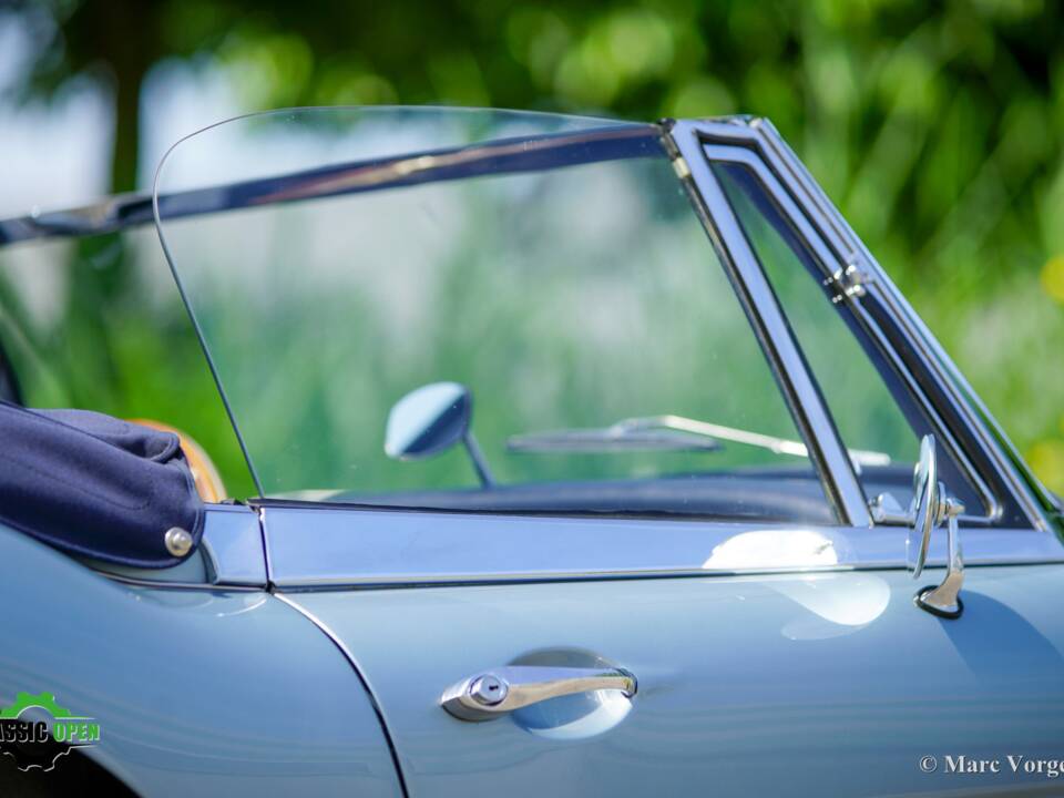 Image 35/51 de Austin-Healey 3000 Mk III (BJ8) (1965)