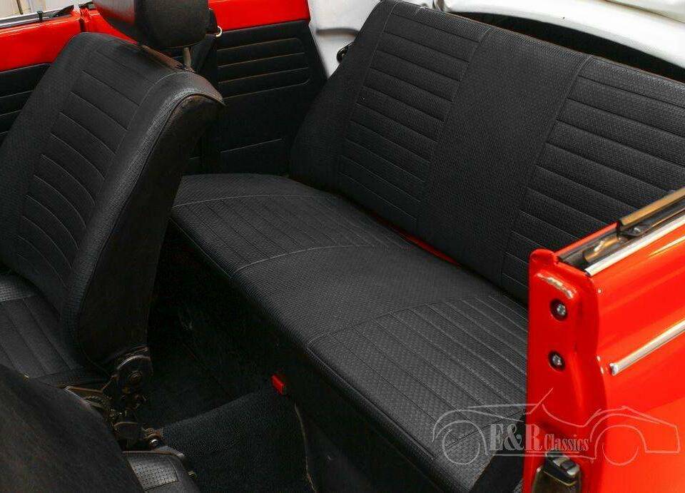Bild 12/19 von Volkswagen Beetle 1303 LS (1977)