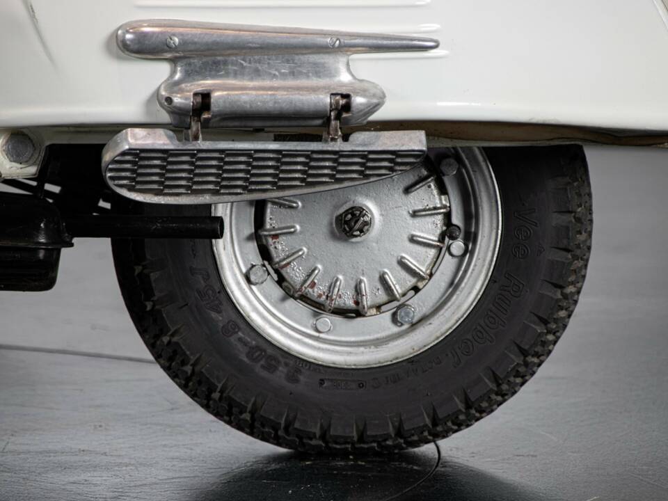 Image 24/50 of Piaggio Vespa 125 Super (1966)
