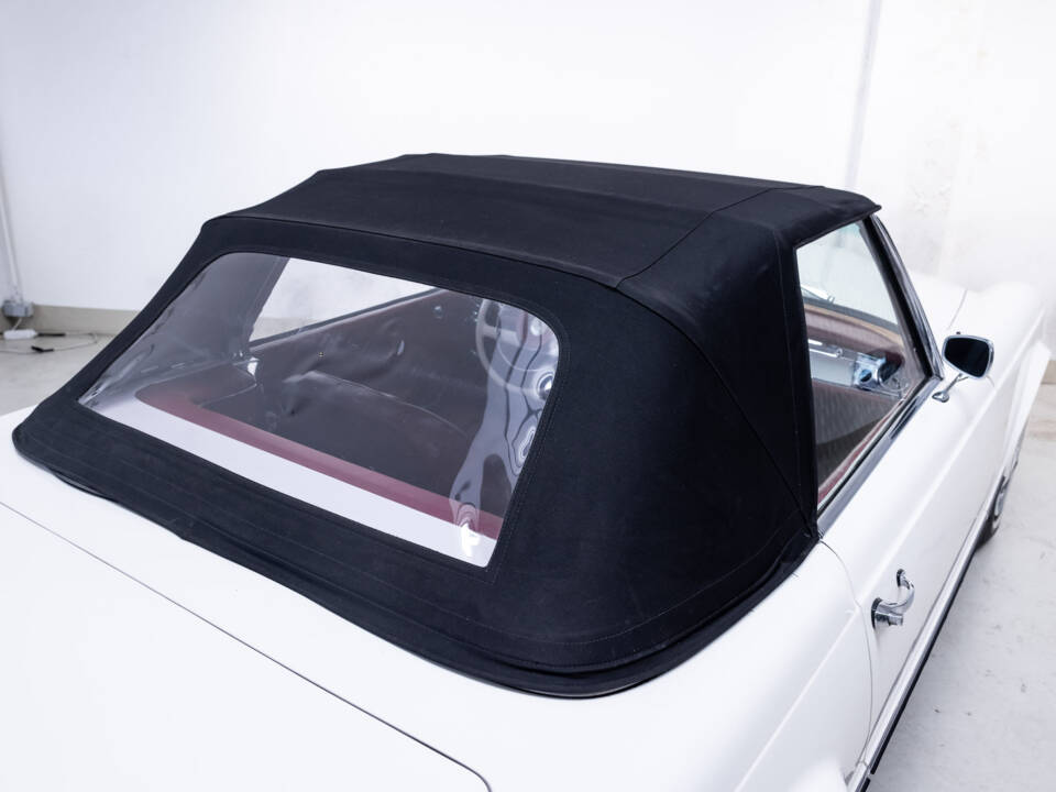 Image 27/29 de Mercedes-Benz 230 SL (1964)