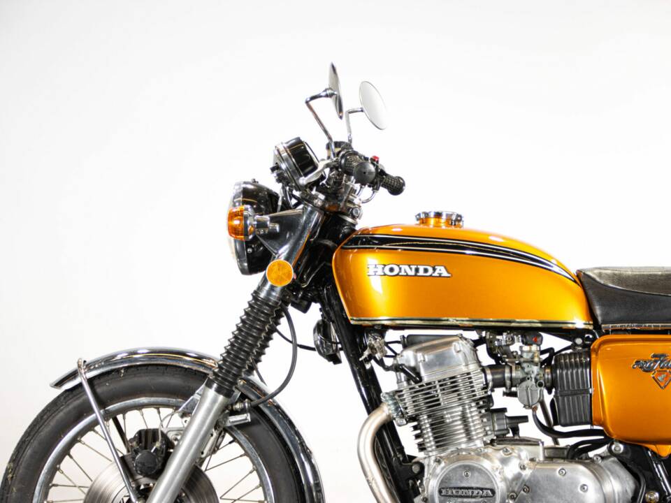 Image 21/50 of Honda CB 750 Four (1975)