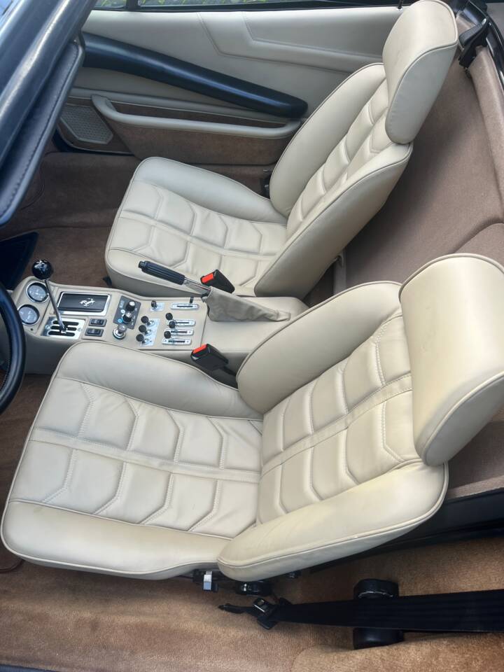 Image 25/114 de Ferrari 308 GTS Quattrovalvole (1985)